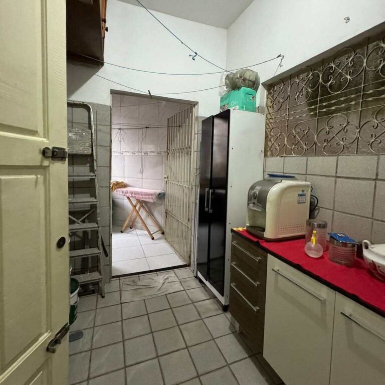 Casa de Vila à Venda no Centro de Goiana–PE 3 Quartos (2)