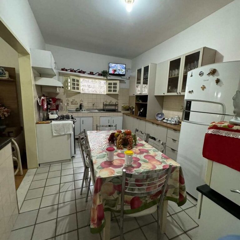 Casa de Vila à Venda no Centro de Goiana–PE 3 Quartos (3)