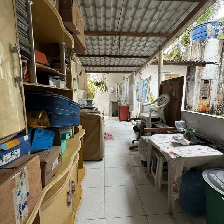 Casa de Vila à Venda no Centro de Goiana–PE 3 Quartos (4)