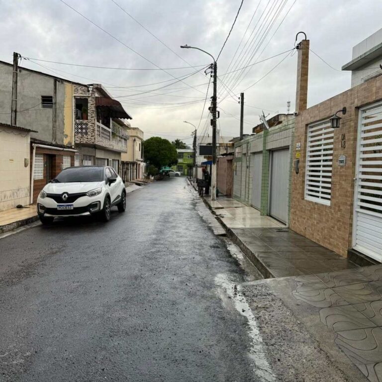 Casa de Vila à Venda no Centro de Goiana–PE 3 Quartos (8)
