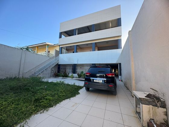 27a24eb38a7f1220053818cfa06e2cdc